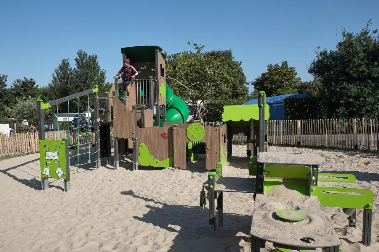 Hotel Camping De L'Eve**** Saint-Nazaire  Exterior foto
